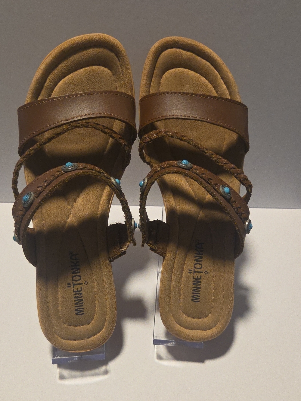 Minnetonka Joelle Brown Slide Sandals with Turquoise Bead Accents Size 9